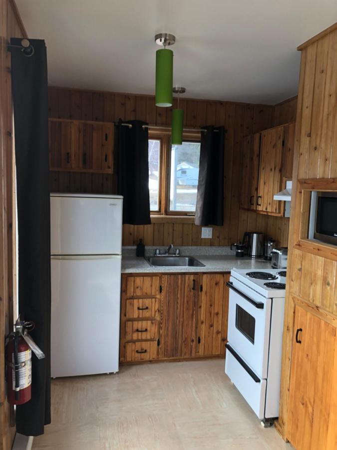 Chalets Les Chanterelles De Forillon L'Anse-au-Griffon Экстерьер фото